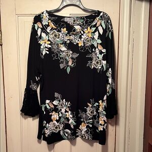 Elegant Black Floral Blouse with Lace Details